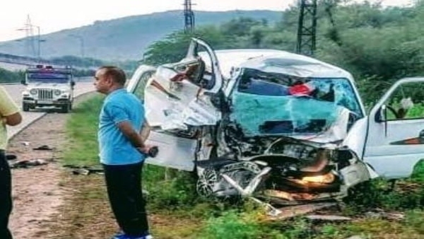 Tragic road accident in Bundi Rajasthan 6 devotees from Dewas killed 3 seriously injure