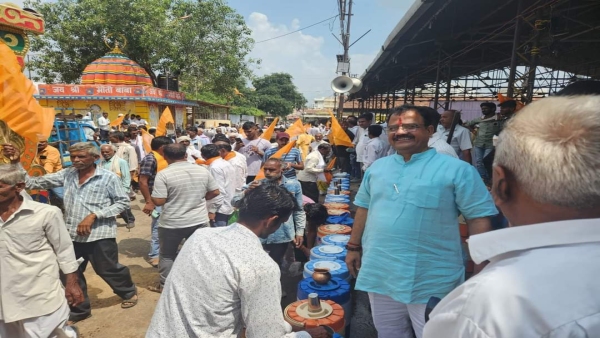 Bharatiya Kisan Union submitted memorandum regarding soybean MSP other demands Congress questions