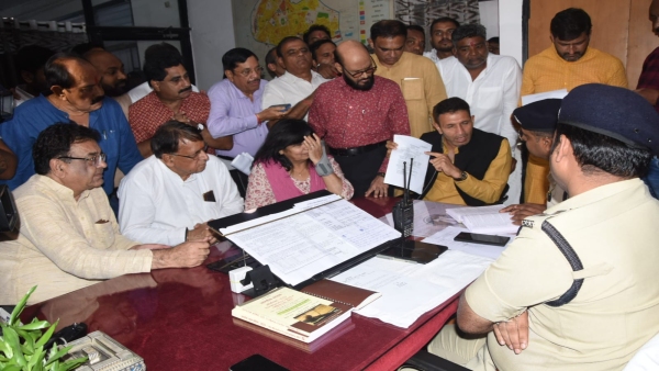 Jitu Patwari said TI working like BJP Mandal President ruckus over Rahul Gandhi