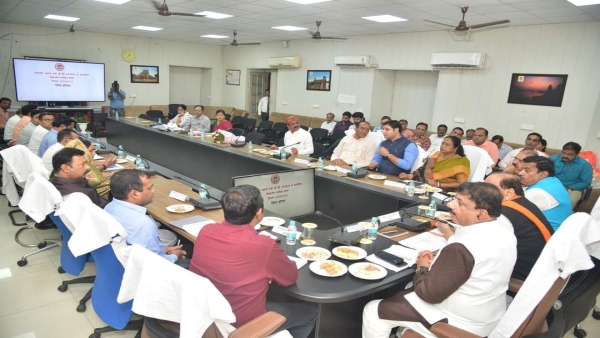 First review meeting of Minister in-charge Chaitanya Kashyap discussion held on the streets