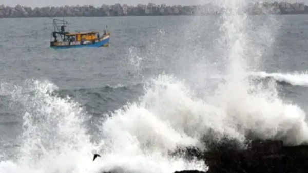 Cyclone Dana LIVE