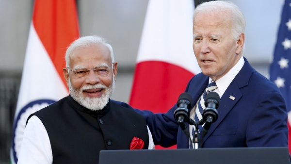 indian diplomats amid