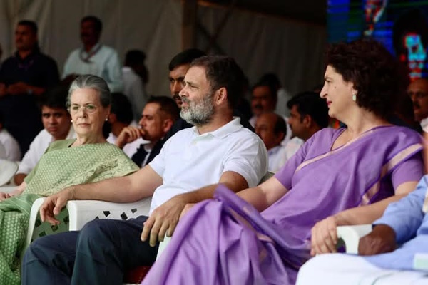 Priyanka Sonia Rahul Gandi Priyanka Sonia Rahul Gandi