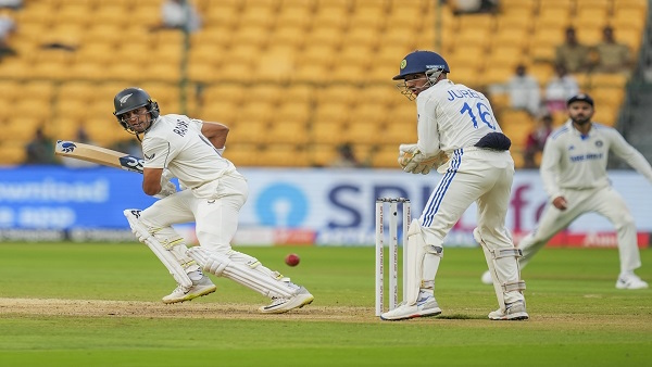 Rachin Ravindra plays a shot