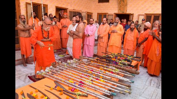  उत्तराखंड में खाना थूकने पर जुर्माना