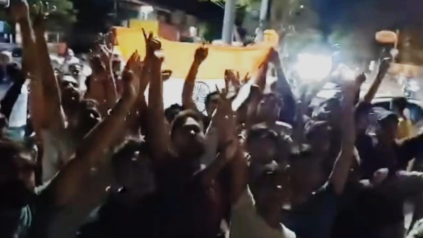 India defeated Bangladesh wave of happiness among fans Scindia s different style was seen