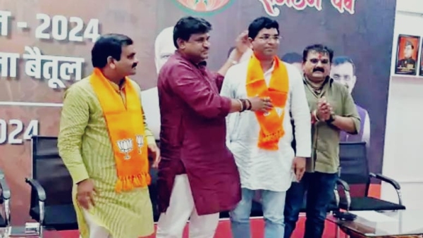 BJP leader Ravi Deshmukh s body found in bedroom in Betul police investigating BJP leader Ravi Deshmukh s body found in bedroom in Betul police investigating