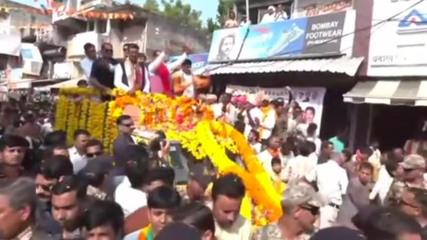 Road show of CM Mohan Yadav and Agriculture Minister Shivraj Singh Chauhan till Salkanpur temple