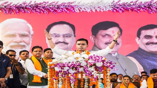 Kartikeya Singh Chauhan s controversial statement in Budhni by-election former CM Digvijay taught a lesson of wisdom