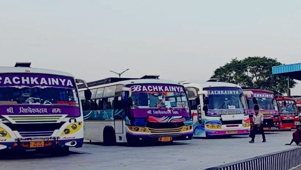 Trains passing through MP are jam packed passengers are forced to pay arbitrary fares for buses