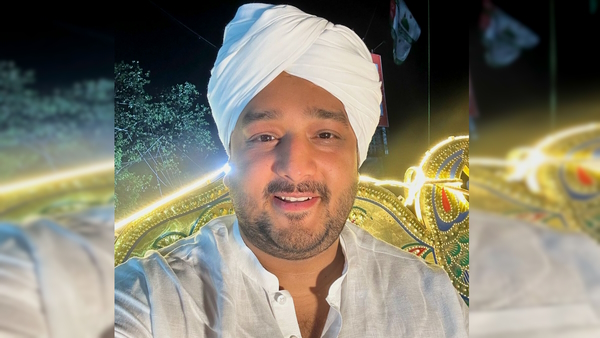 Baba Siddique son Zeeshan Siddique Baba Siddique son Zeeshan Siddique