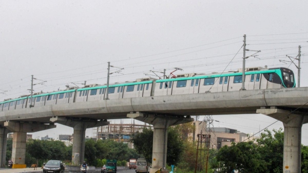 Noida to Greater Noida Metro