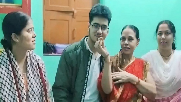 BPSC Topper Vineet Anand Overcomes Family Hardships to Secure Fifth Rank in 69th Exam