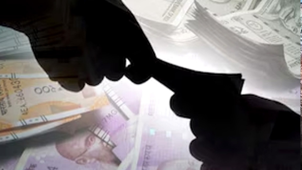 Assistant Transport Inspector arrested for taking bribe of Rs 10 000 caught by Vigilance know why he asked for bribe