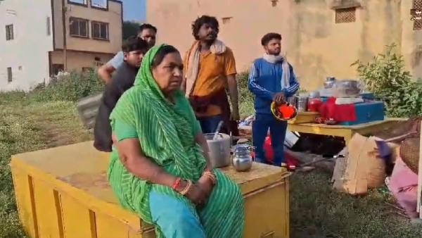 Bulldozer ran in Neemuch