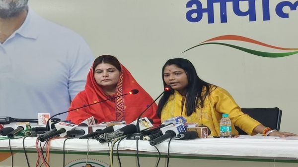 Congress leaders Sadhna Bharti and Noori Khan said- BJP s false commitment towards Hindu religion