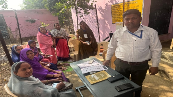 Mukesh Nayak alleges rigging and booth capturing in Budhni by-election questions raised on Anganwadi worker Mukesh Nayak alleges rigging and booth capturing in Budhni by-election questions raised on Anganwadi worker