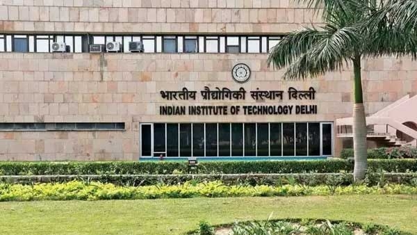 IIT-Delhi Student