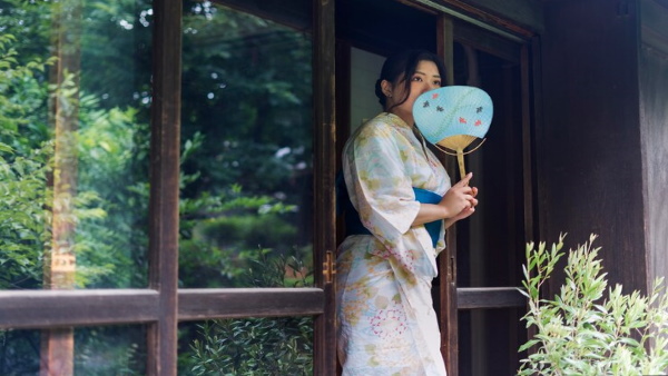 japan economic crisis
