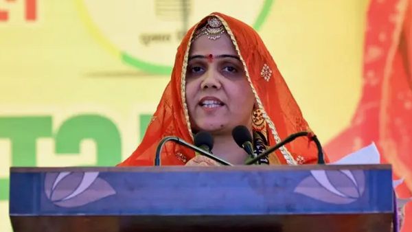 Hanuman Beniwal wife Kanika Beniwal