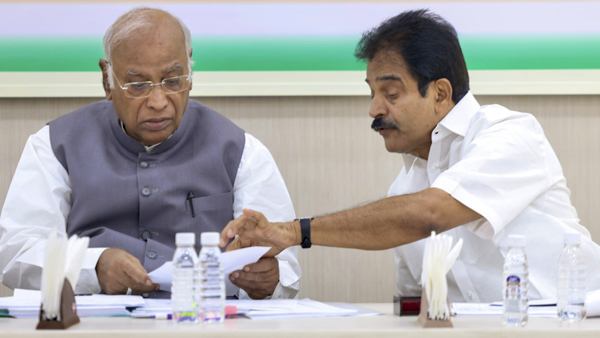 Mallikarjun Kharge and KC Venugopal