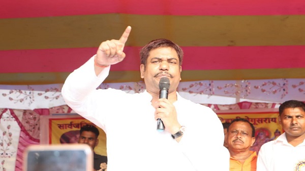 VIP Supremo Mukesh Sahani Fight For Nishad Community Reservation Bihar Political News