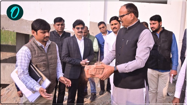 chandauli-trauma-center-deputy-cm