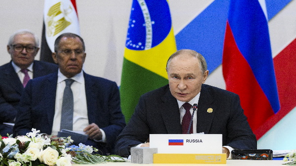 Russia-Ukraine War Russia-Ukraine War