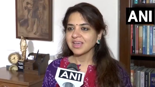 Shiv Sena leader Shaina NC