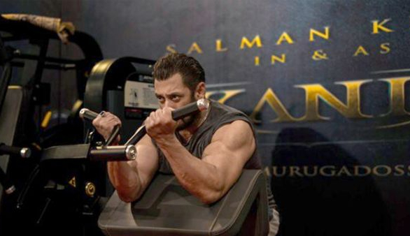 Salman Khan reaches Hyderabad for the shooting of Sikandar Falaknuma Palace will be his residence