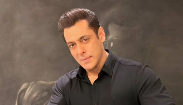 Bigg boss 18 Salman Khan will host Weekend Ka Vaar Raftaar Ikka Singh Sudesh Lahiri and Krishna Abhishek will reach the show