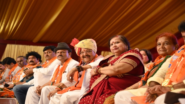 Kailash Vijayvargiya slaps Congress on Maharashtra elections in Diwali Milan function