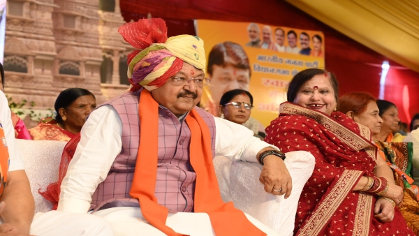 Kailash Vijayvargiya slaps Congress on Maharashtra elections in Diwali Milan function