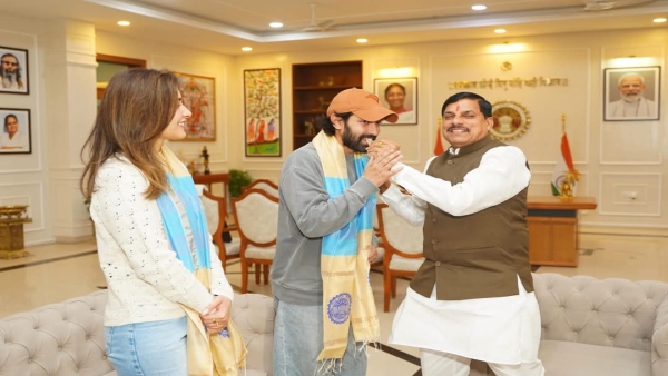 CM Mohan Yadav watched the film The Sabarmati Report met actors Vikrant Massey and Raashi Khanna