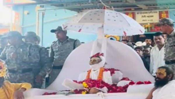 Saint Siyaram Baba in khargone MP Cabinet Minister Prahlad Patel expressed grief funeral