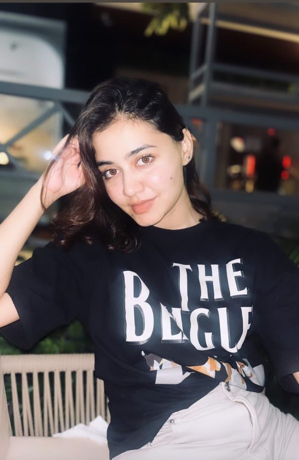 India s most beautiful IPS Anshika Verma