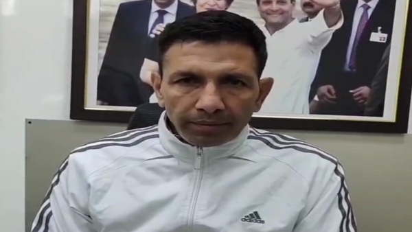 PCC Chief Jitu Patwari accused Congress workers of being stopped by barricading