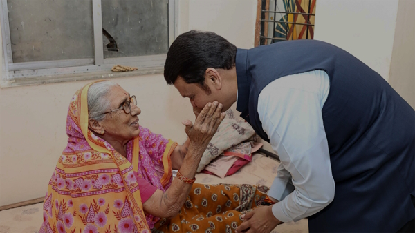 Devendra Fadnavis Life Journey