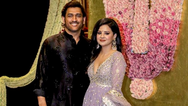 ms dhoni and sakshi