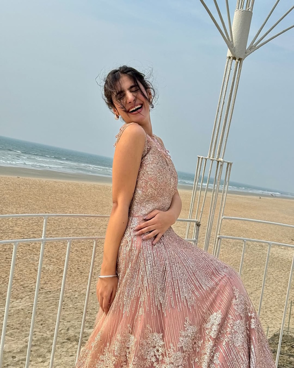 Simran Singh Instagram