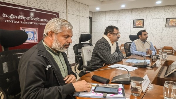 study in india program