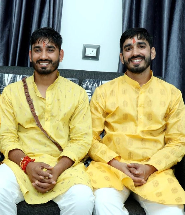 Success Story of twin brothers Success Story of twin brothers
