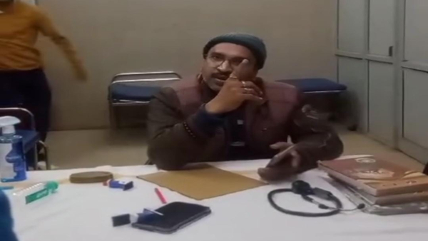 Government hospital doctor misbehaves with MP s tribal MLA VIDEO goes viral