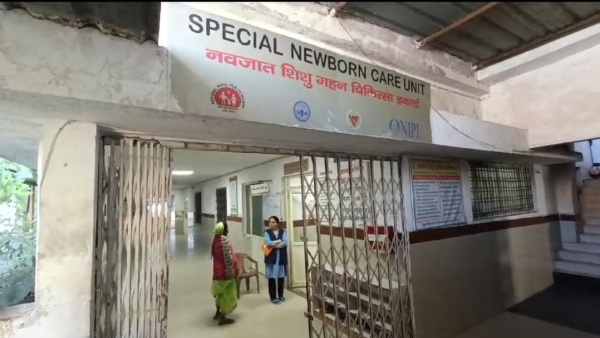 Rare child born in Betul looks like a mermaid and alien discussion among people