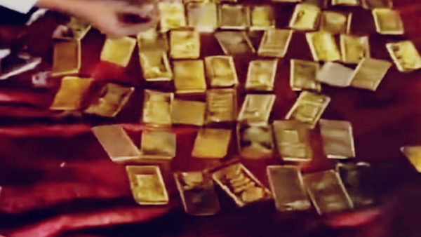 lokayukta Income tax department raid revealed property worth billions 52 kg gold from Mendori