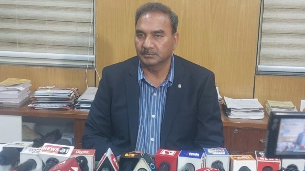 Lokayukta action Disproportionate assets case against Kaniram Mandloi and his family