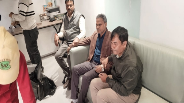 Lokayukta took major action principal of government school caught red handed while taking bribe