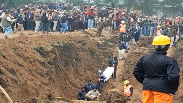 Sumit the child who fell into the borewell in Guna Raghaugarh could not be saved Collector