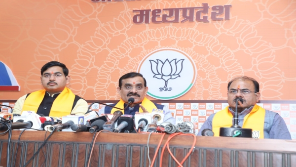 VD Sharma attack on Congress Demand for apology from Rahul Gandhi Baba Saheb