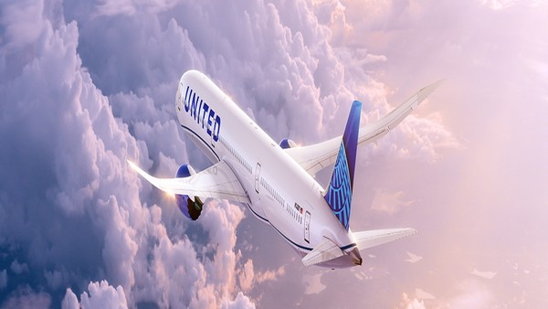 United Airlines flight United Airlines flight